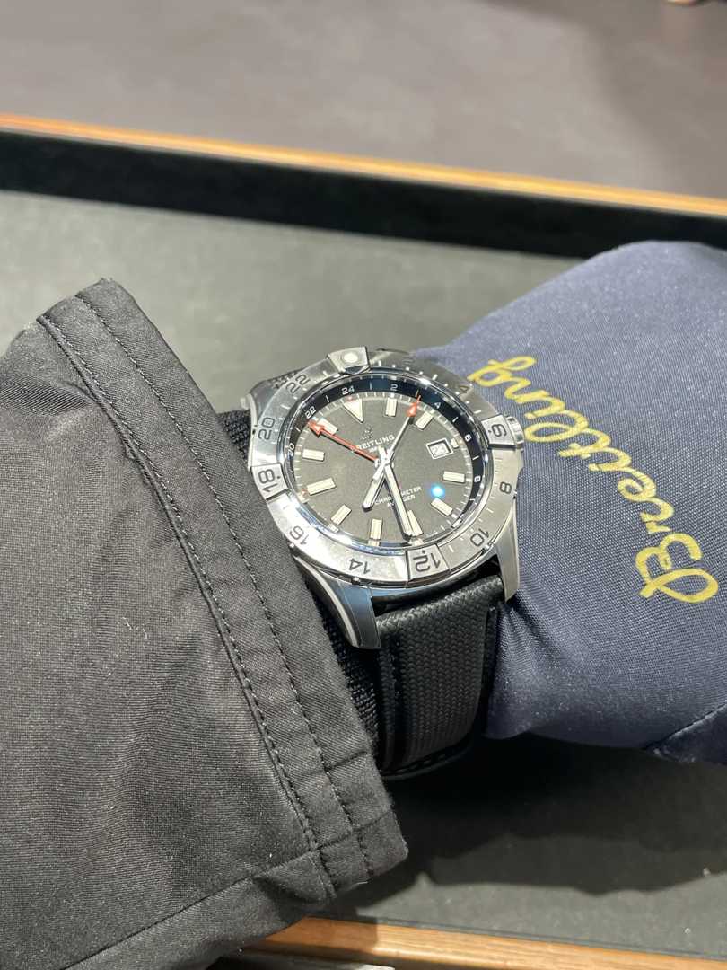 Breitling Avenger: Durable Watches for Adventure Enthusiasts