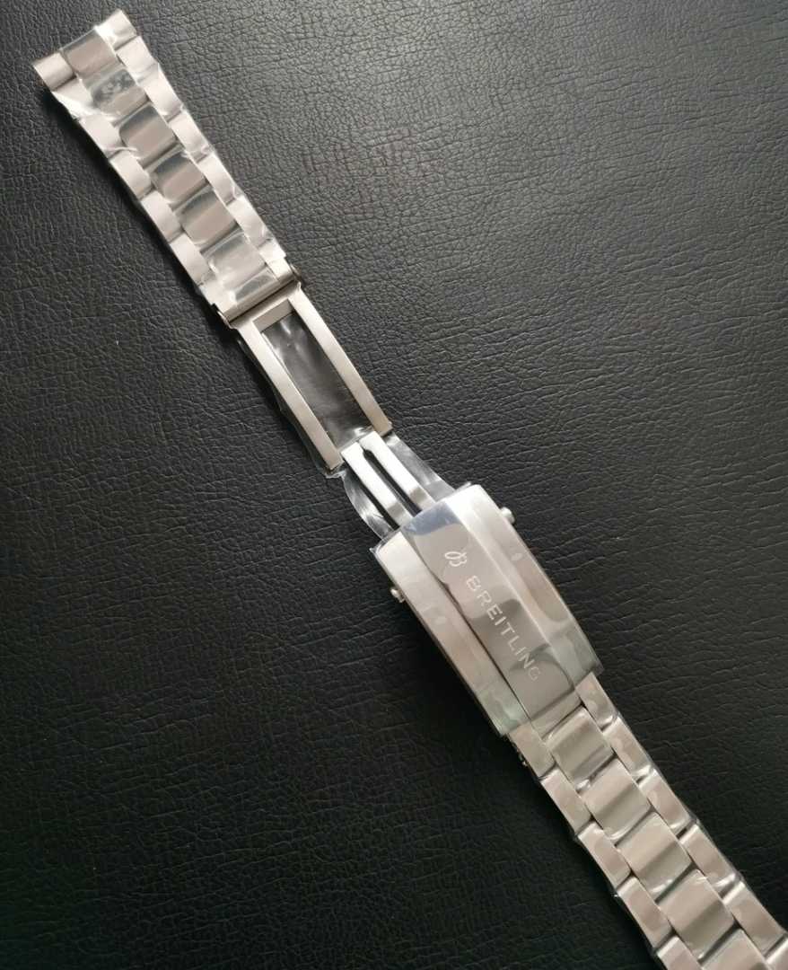 Breitling Superocean Steel Bracelet | Durable Watches for Adventurers