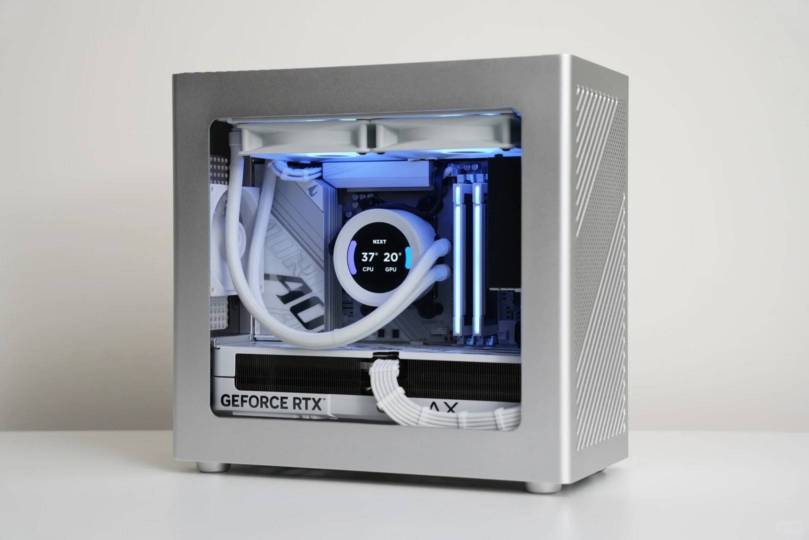 Build a High-Performance Custom PC with 5080 Graphics Card and Full Aluminum Body