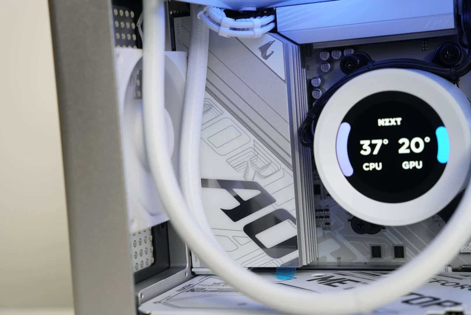 Build a High-Performance Custom PC with 5080 Graphics Card and Full Aluminum Body