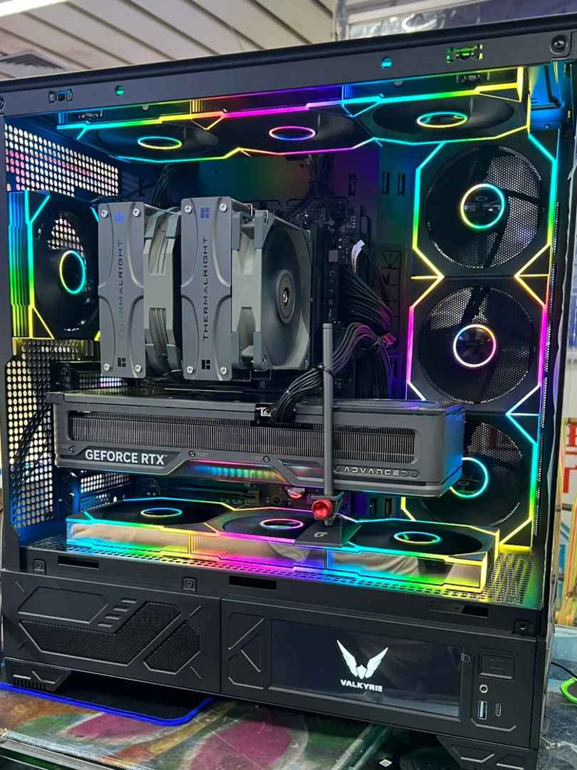 深センで高性能PCを組み立てる | 9800X3D RTX5080 カスタム組み立て