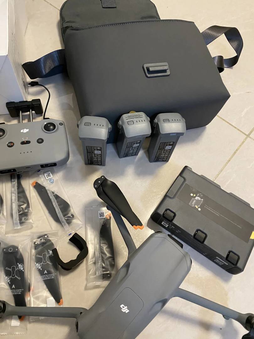 DJI Air 3: Advanced Drone Technology for Aerial Photography Enthusiasts