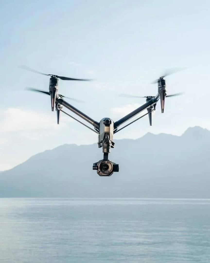 DJI Drone Flight: Capture Aerial Shots with Advanced Features ✈️