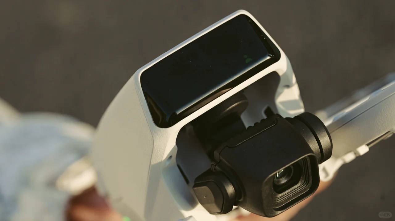 DJI Flip Drone for All-Round Vlog and Aerial Photography Released