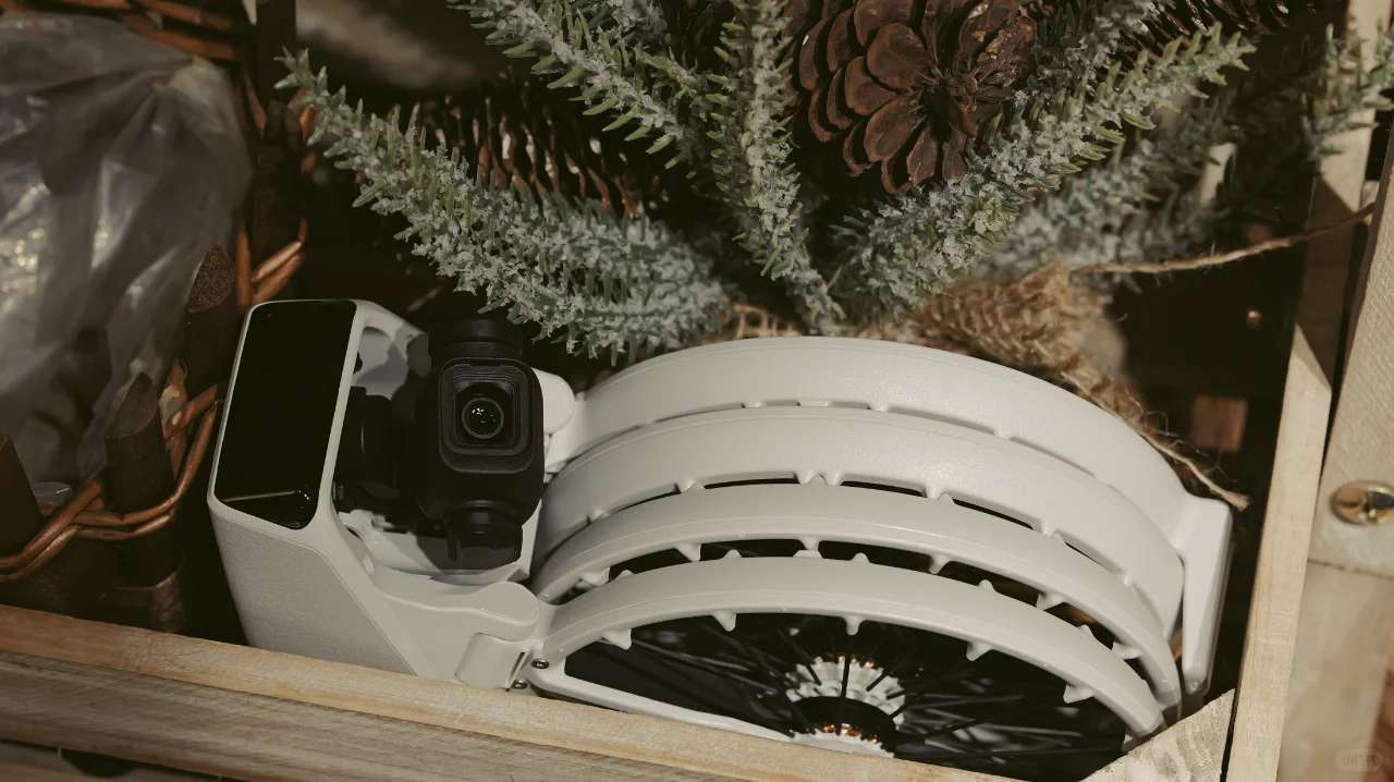 DJI Flip Drone for All-Round Vlog and Aerial Photography Released