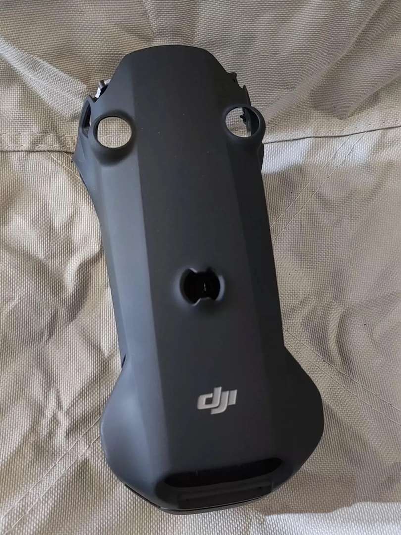 DJI Mavic 4 Pro Accessories Leak: Real Machine Details Exposed