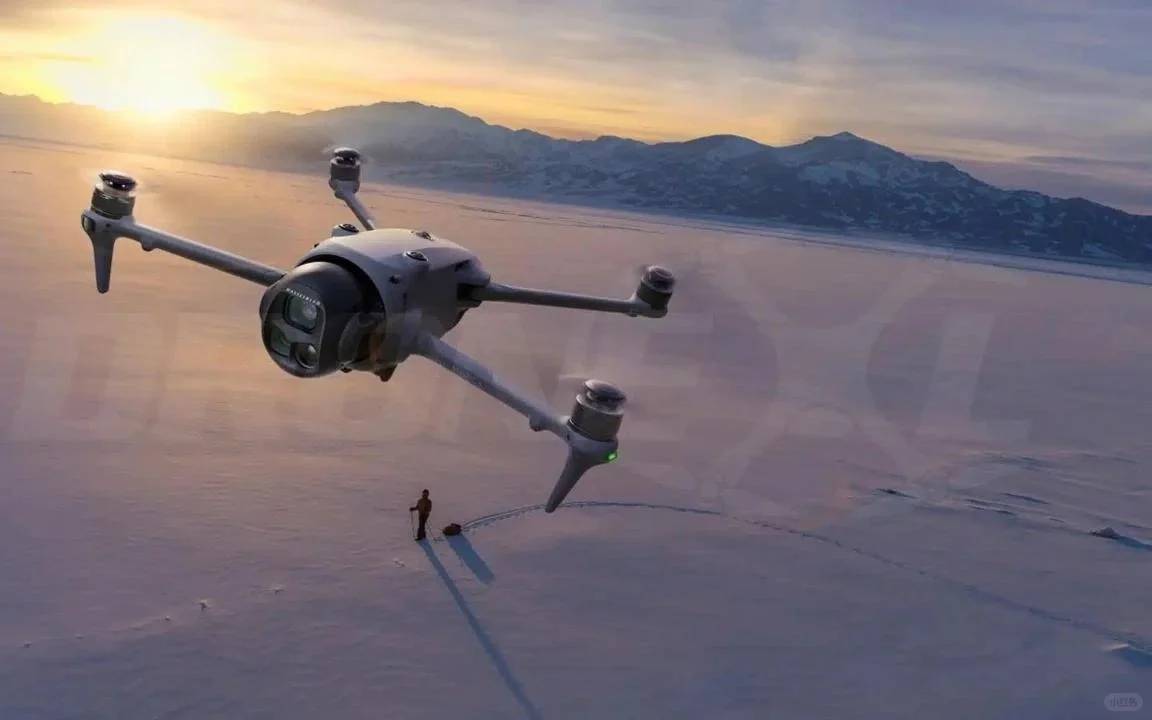 DJI Mavic 4 Pro Drone Leaked: 100MP Hasselblad Lens & Triple Camera for Aerial Photography