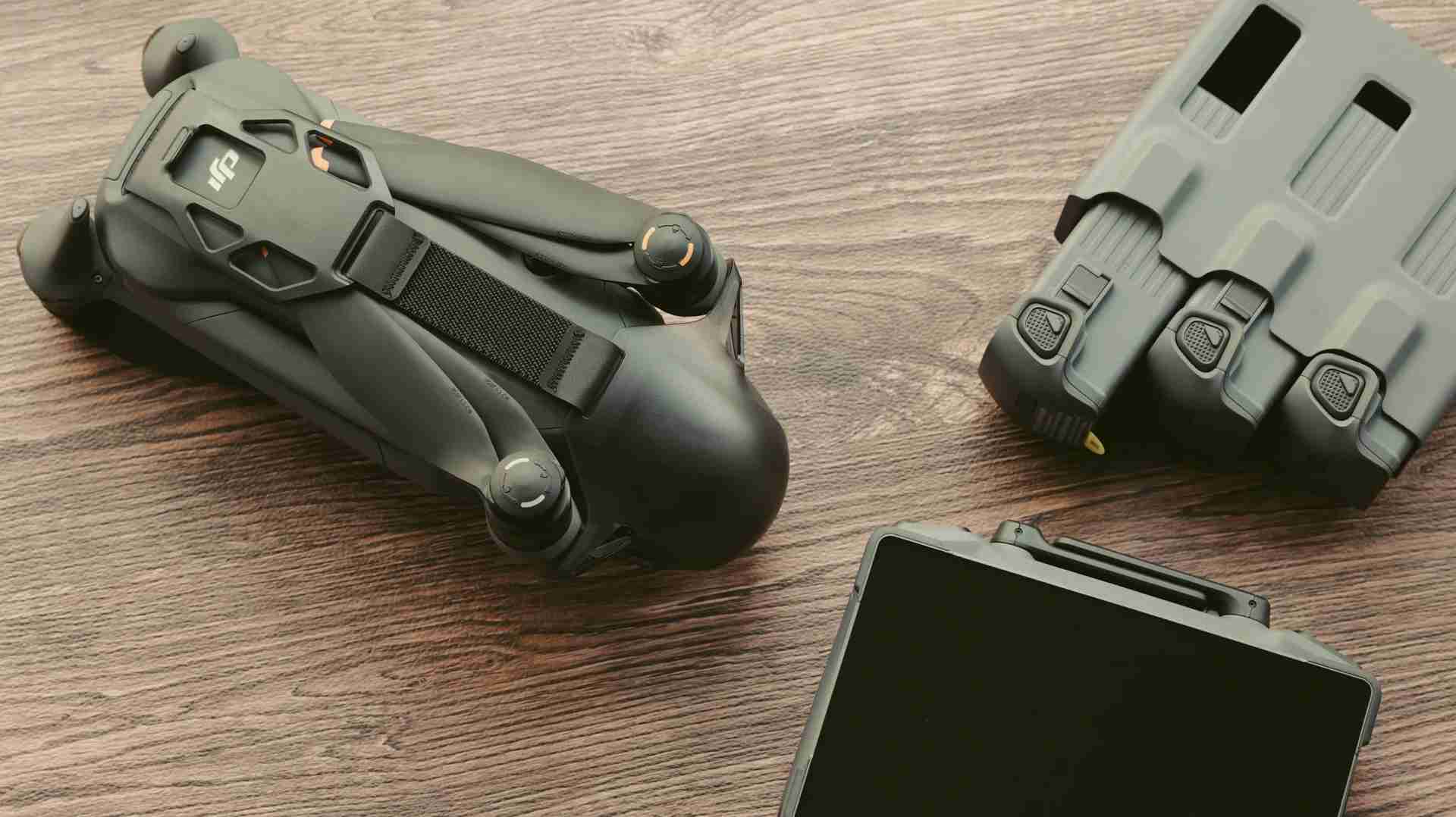DJI Mavic 4 Pro Unboxing: 7 Major Upgrades for Aerial Photography Enthusiasts