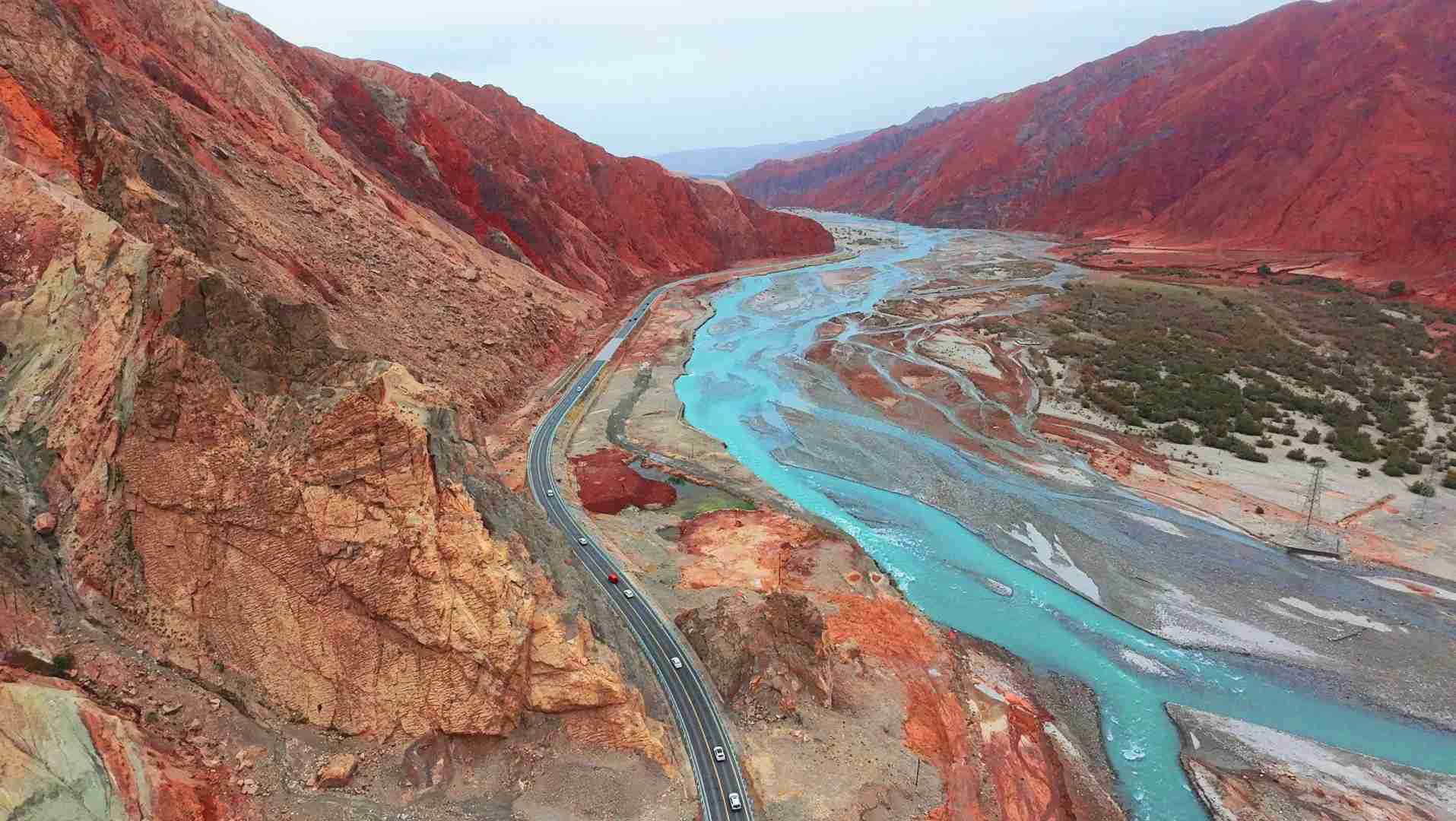 DJI Neo drone flights across Southern Xinjiang: A beginner's thrilling adventure