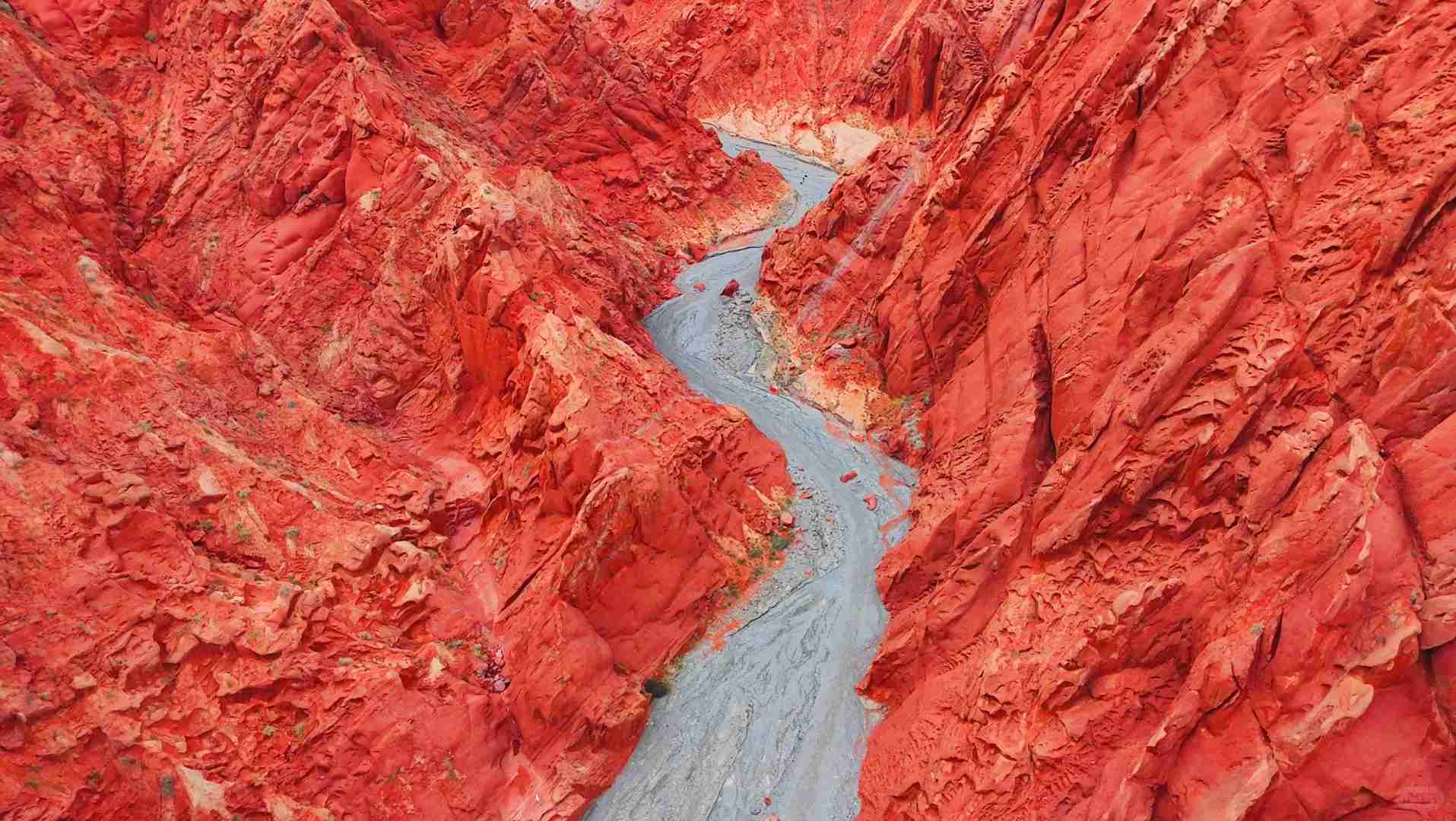 DJI Neo drone flights across Southern Xinjiang: A beginner's thrilling adventure