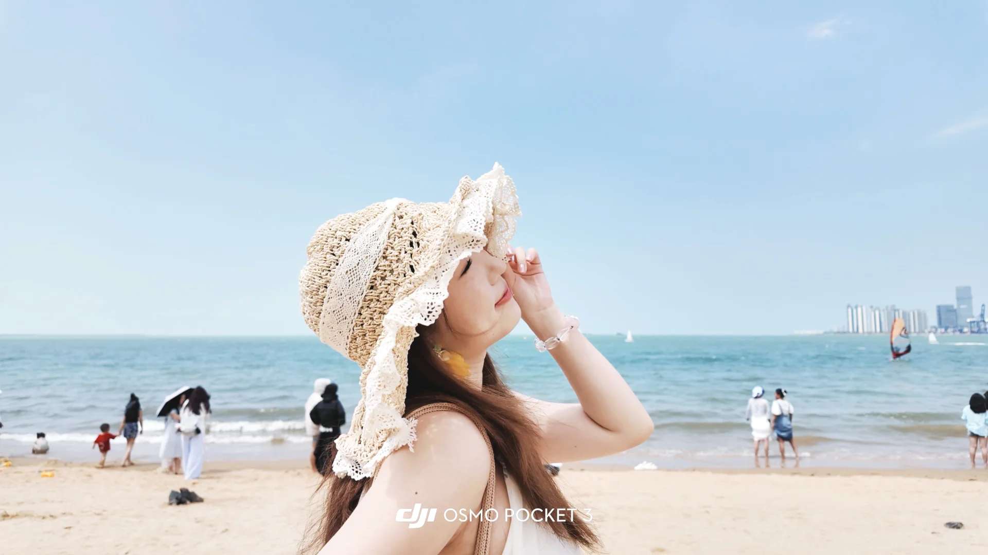 Enjoy Relaxing Days by the Sea with Breathtaking Ocean Views