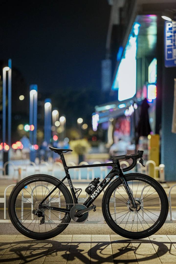 Giant PP vs Specialized SL8: Which Bike is Better for Your Ride?