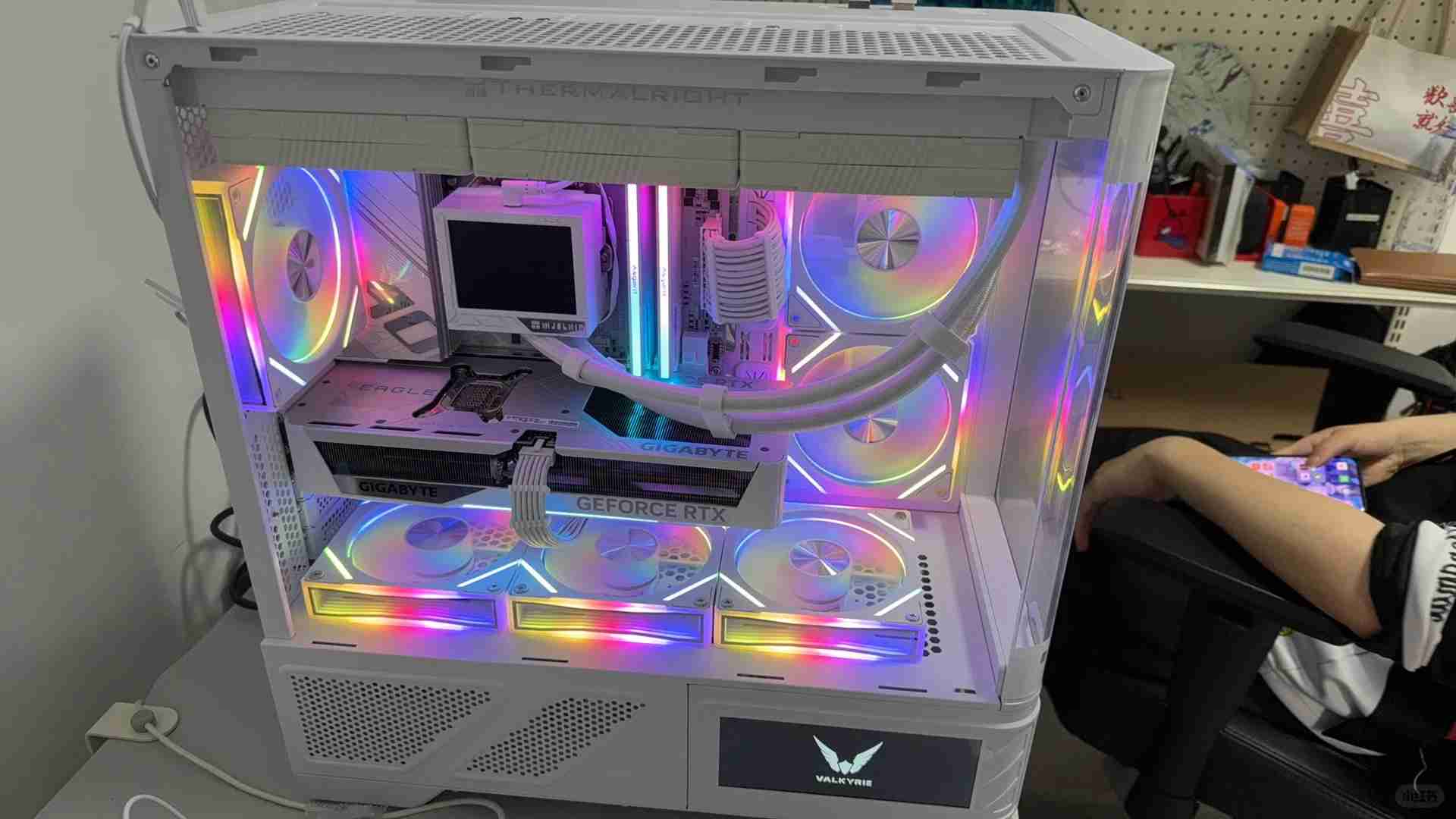 How to Fix Dim Lights on Gigabyte B850M Motherboard: Step-by-Step Guide