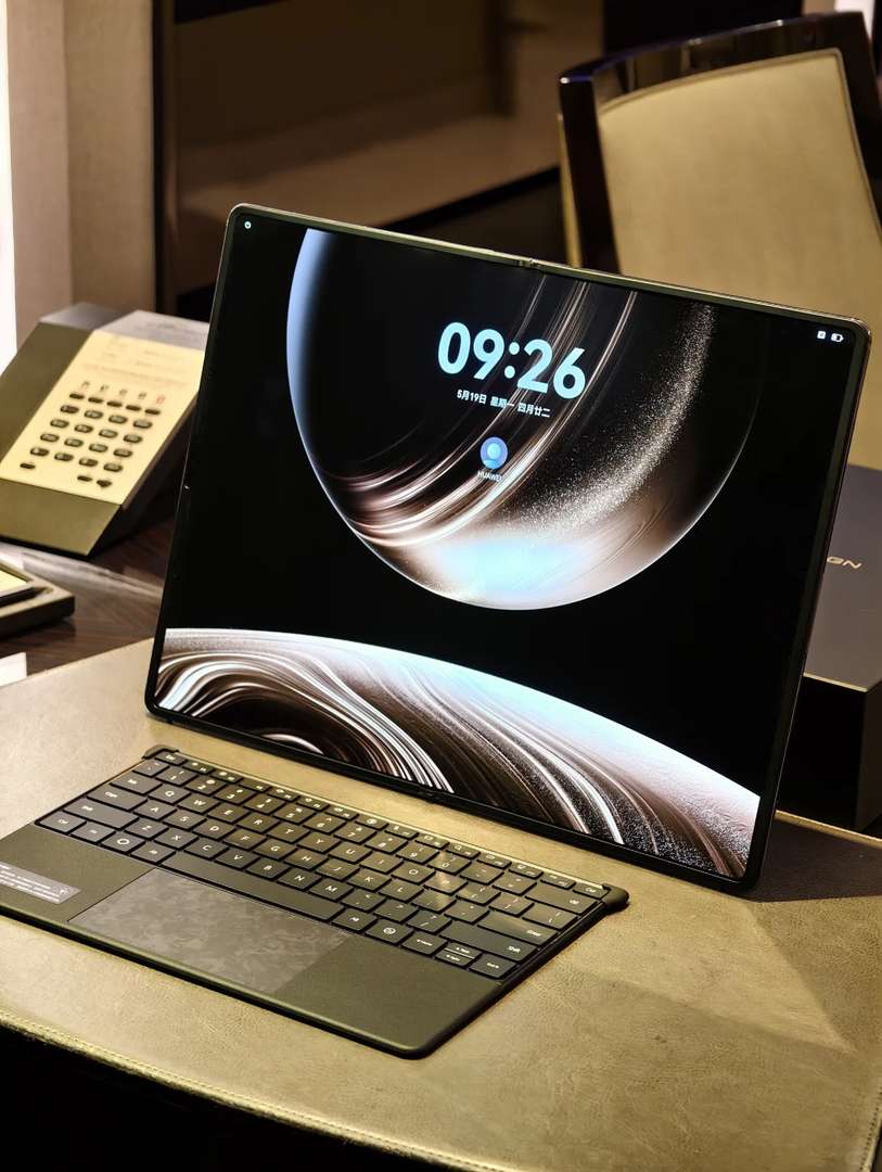 Huawei MateBook Fold Unboxing: First Impressions of the Foldable Laptop