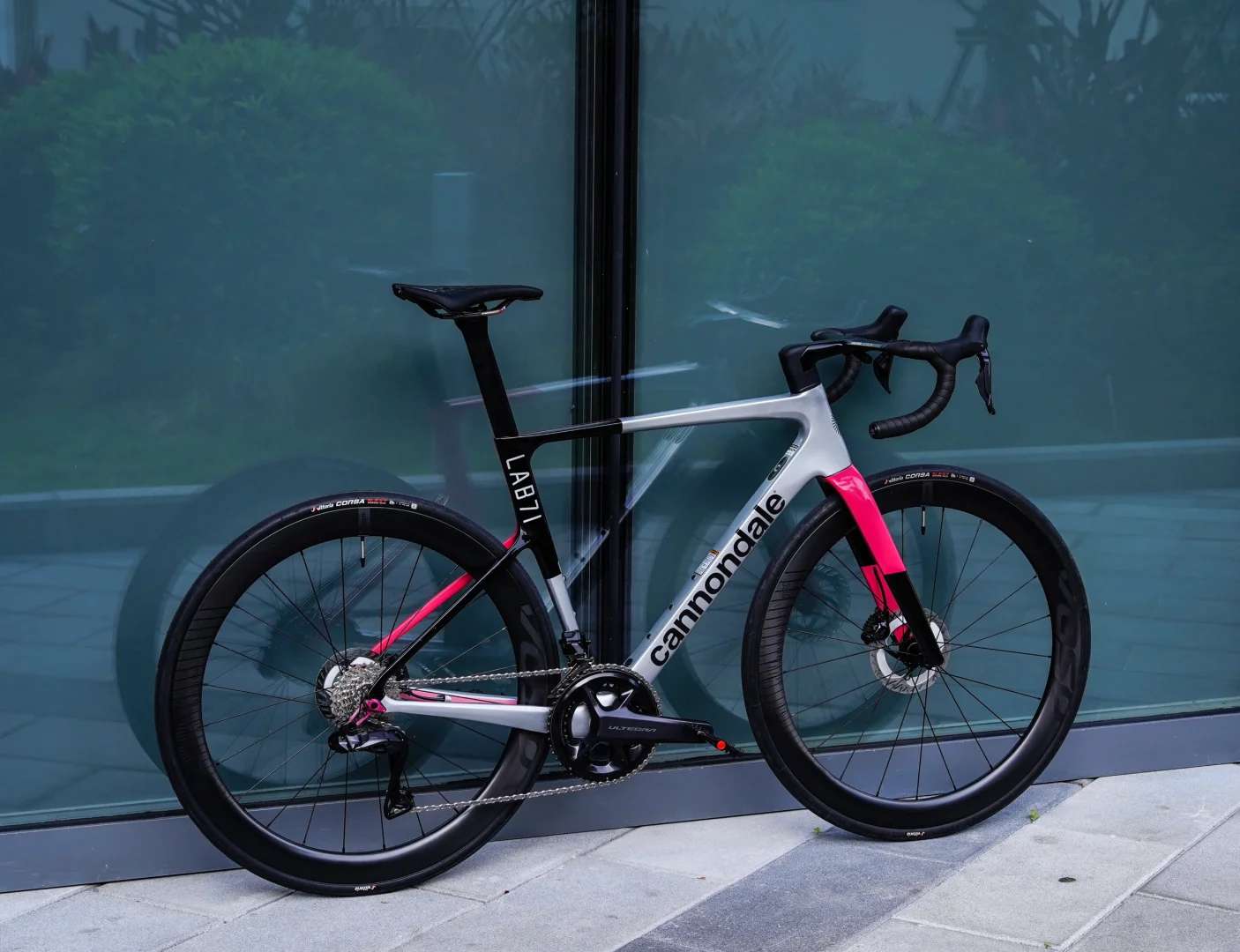 Is the Cannondale Super Six Lab71 the Best Road Bike for Cyclists?