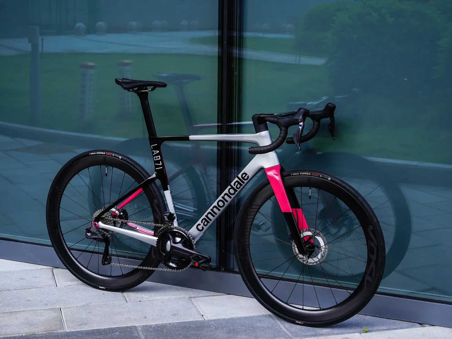 Is the Cannondale Super Six Lab71 the Best Road Bike for Cyclists?