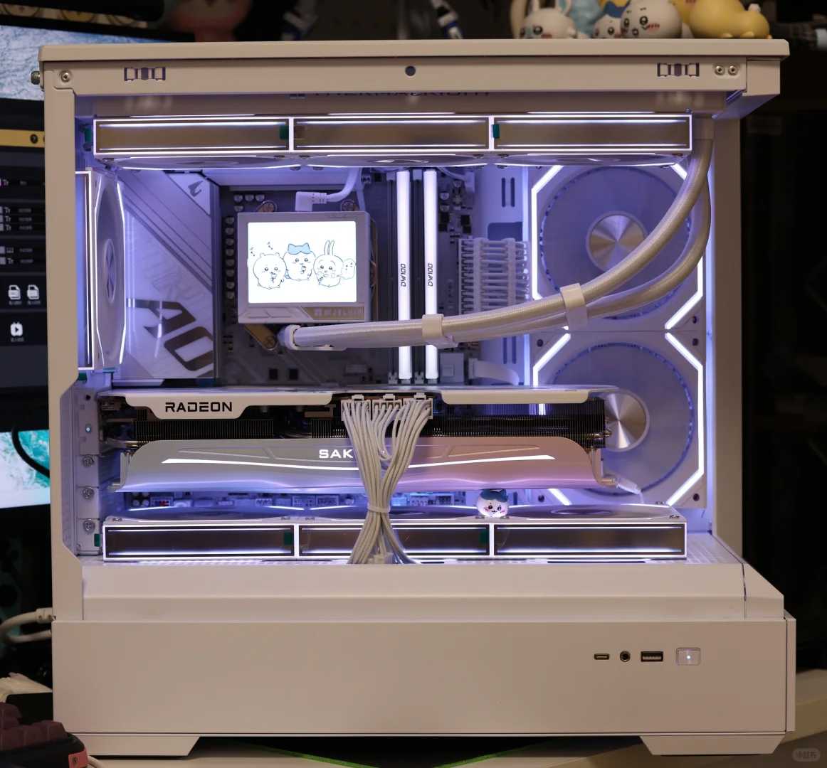 Patriot Wind Yeston 9070XT Swimsuit Sea View Room Build Guide