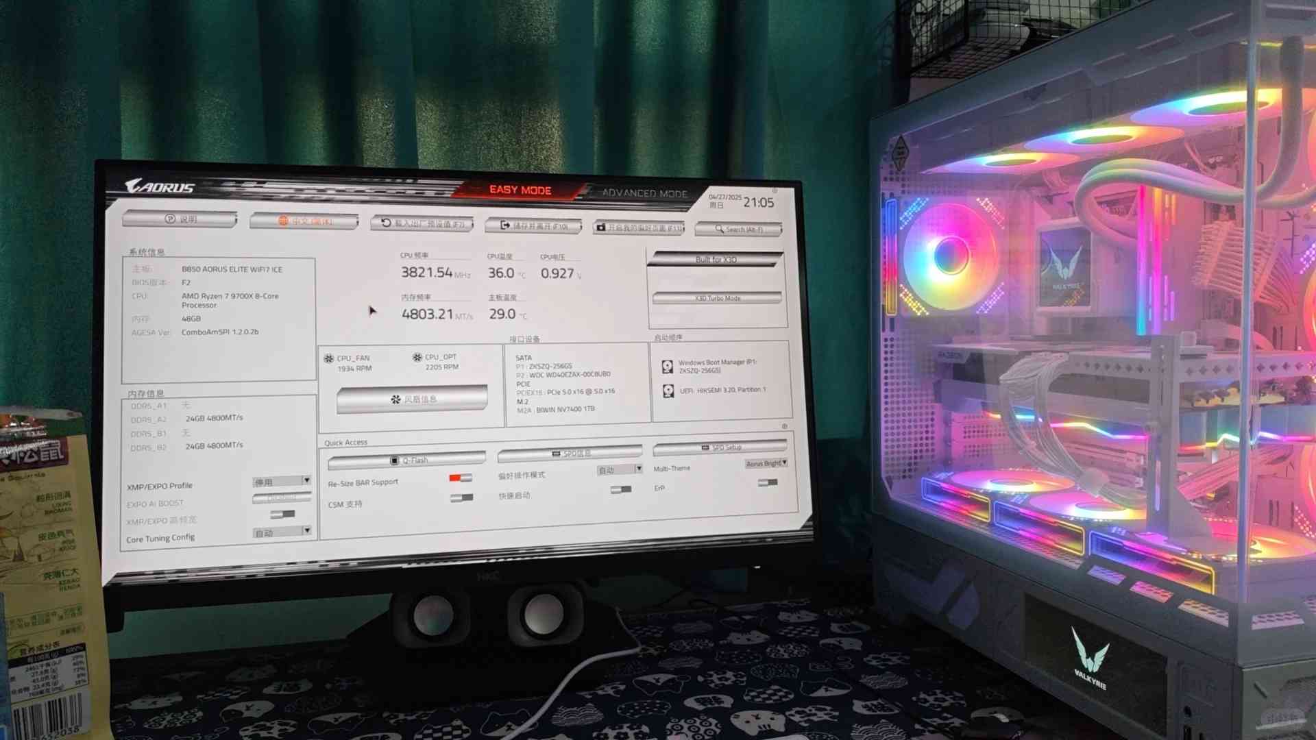 Perfect RGB Synchronization with Messy Cable Management Behind