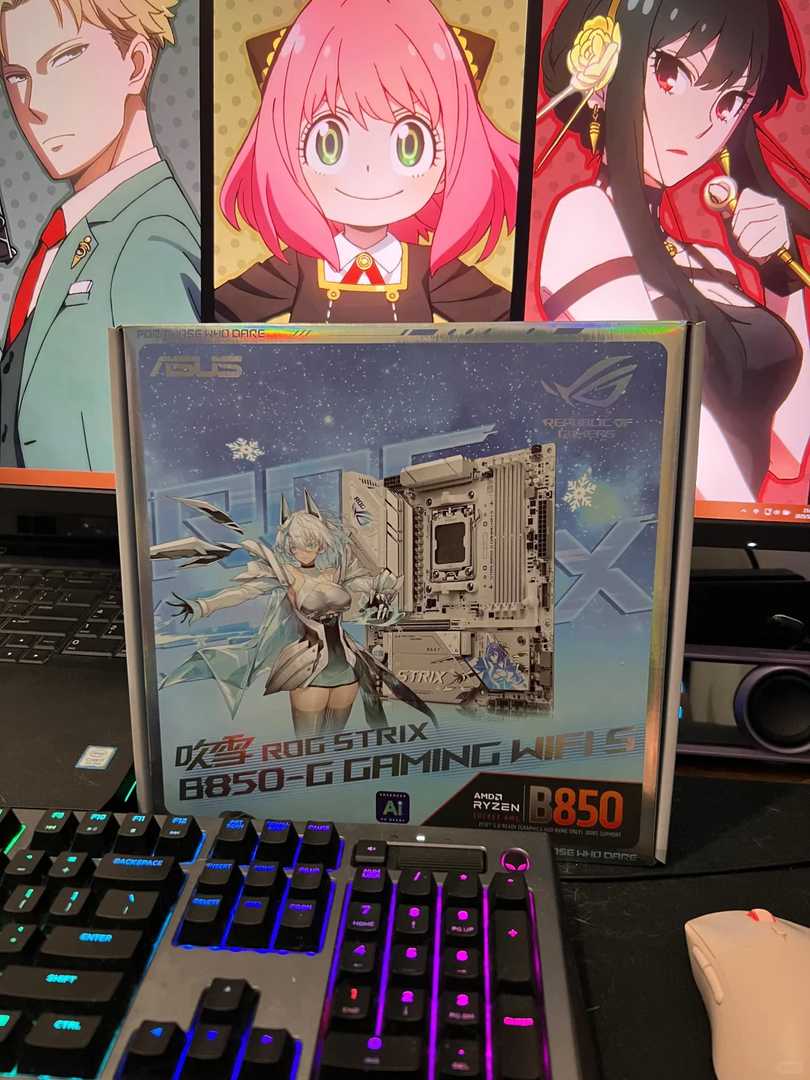 ROG Strix B850-G Snow White Mini ITX Motherboard for Compact Builds