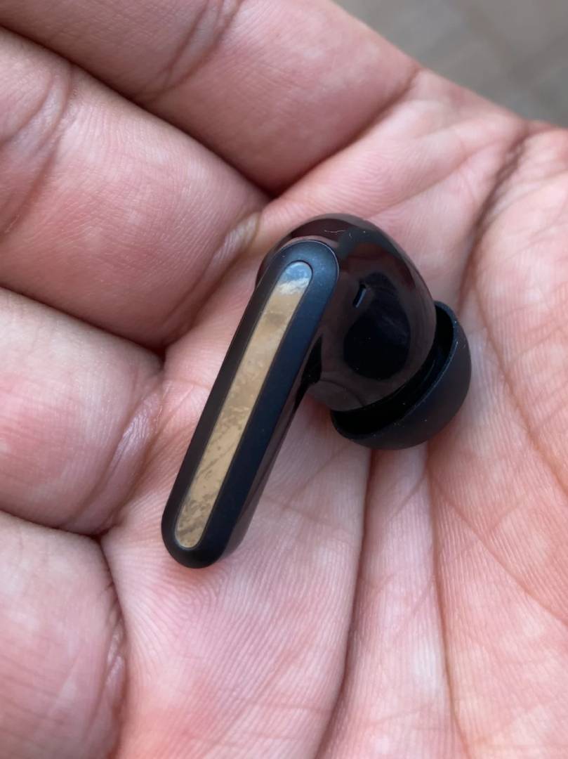 Redmi Buds 5 Pro Review: Features, Sound Quality, and Battery Life