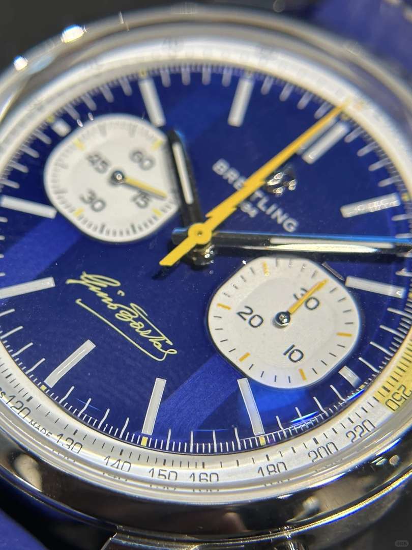 Retro Cycling Party DNA Activated | Breitling × Coppi Bartali Bikes