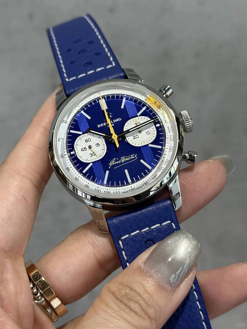 Retro Cycling Party DNA Activated | Breitling × Coppi Bartali Bikes