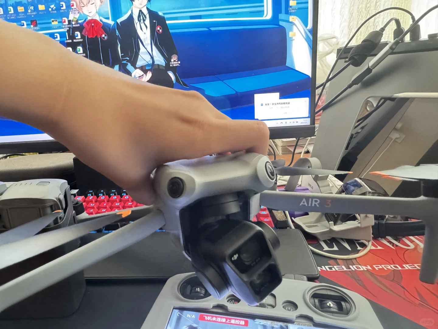 Продажа бывшего в употреблении DJI Air 3 с встроенным экраном | Лучшие цены на дроны