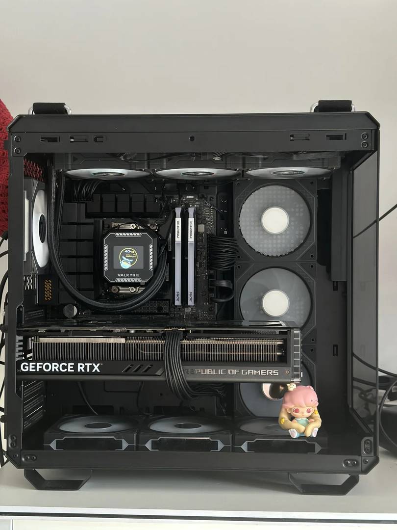 高度な機能とパフォーマンスで4台のコンピューターを披露しよう！