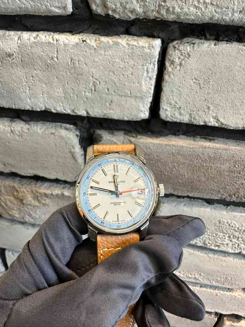 The Origin of Breitling B31: A Detailed History and Evolution