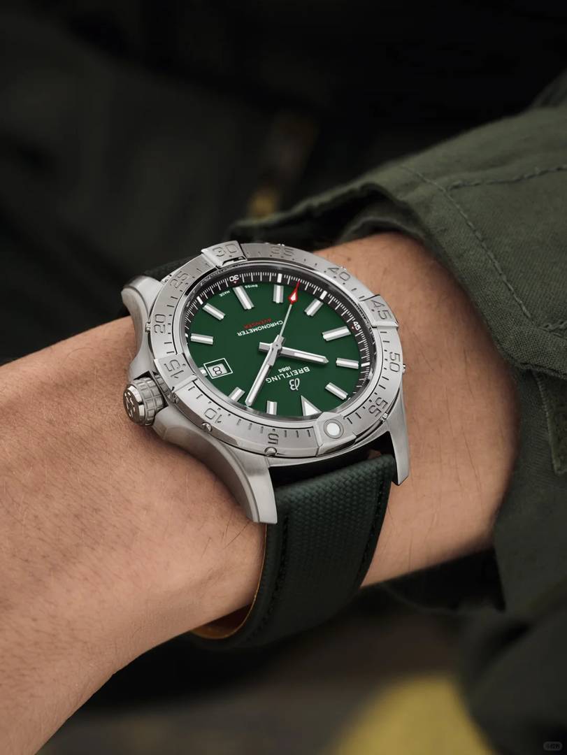 The new Breitling Avenger series: Stylish watches with rugged design