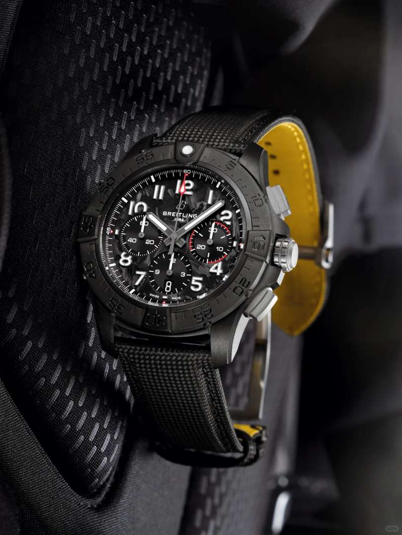 The new Breitling Avenger series: Stylish watches with rugged design