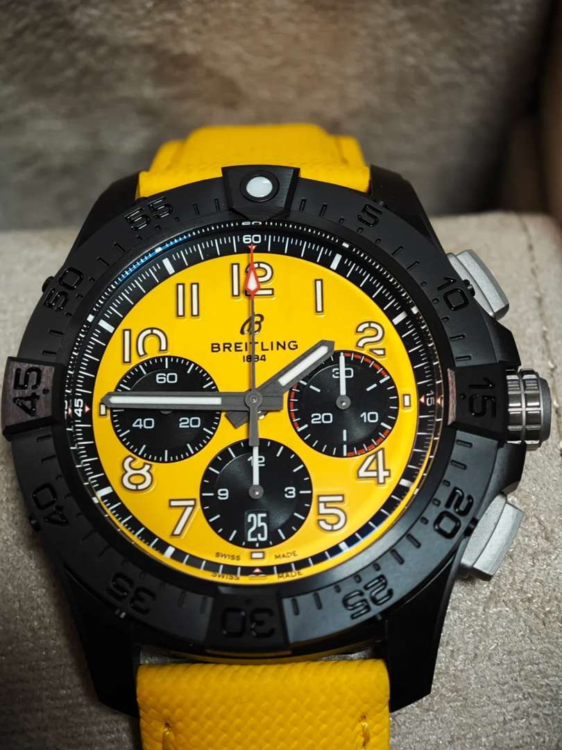 Разбор Breitling Avenger B01 Night Mission: Подробный обзор Часть 1