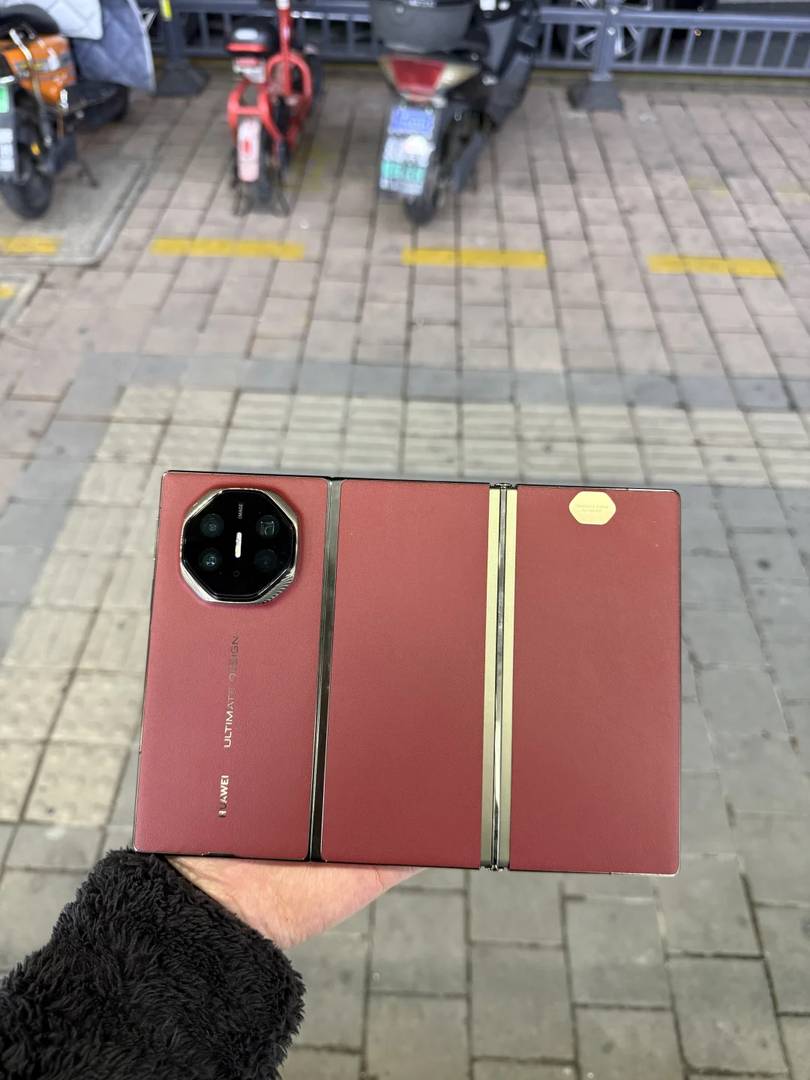 最も authentic な Huawei Mate XT ユーザーレビューを見つける方法