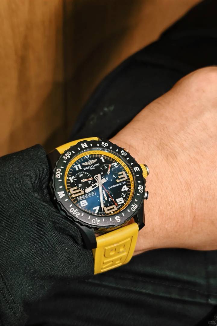 Why a Quartz Watch Can Be Stylish and Durable for Everyday Use