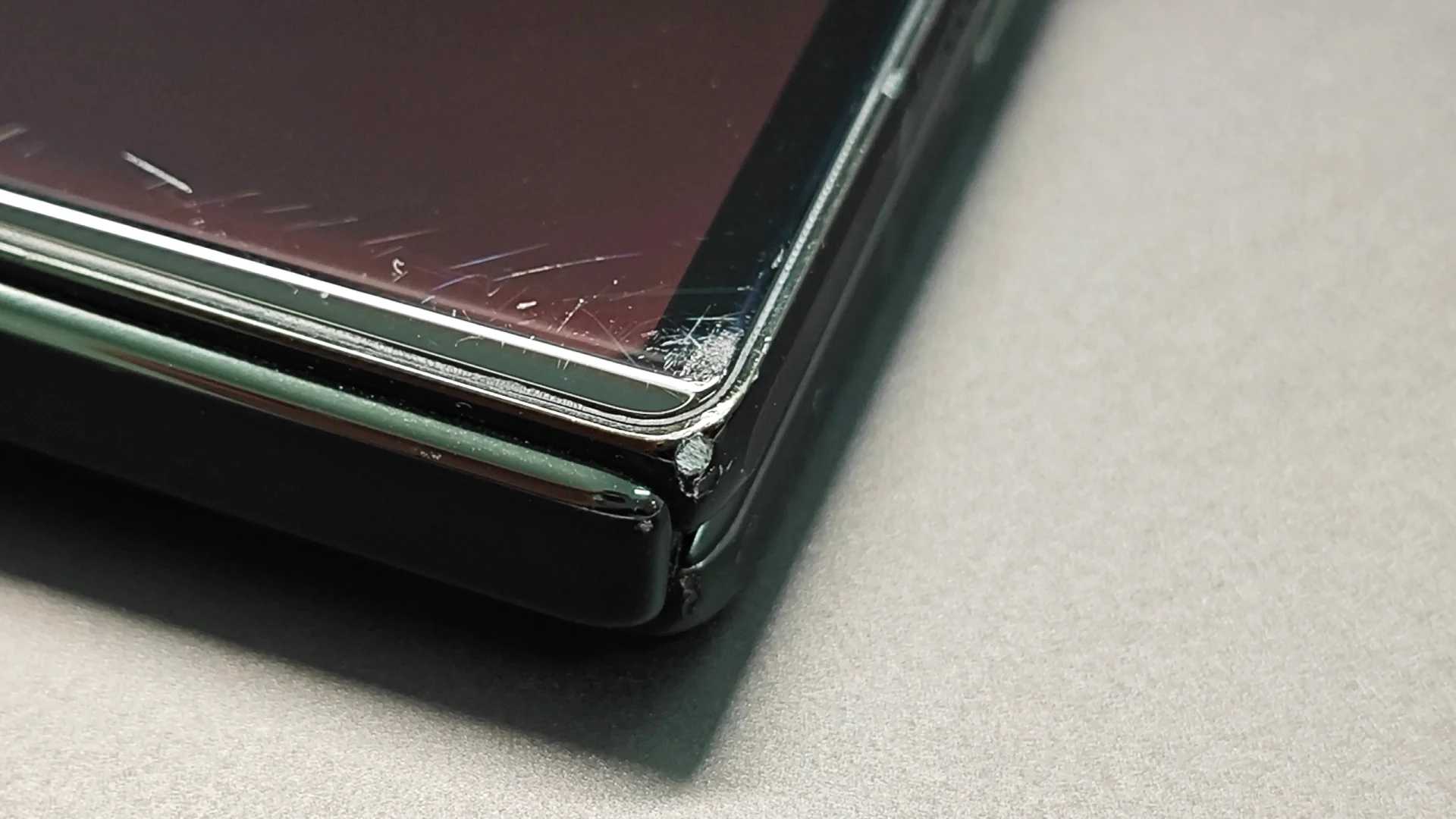 Xiaomi Mix Fold3 Bare Condition After One Year of Usage: Detailed Review