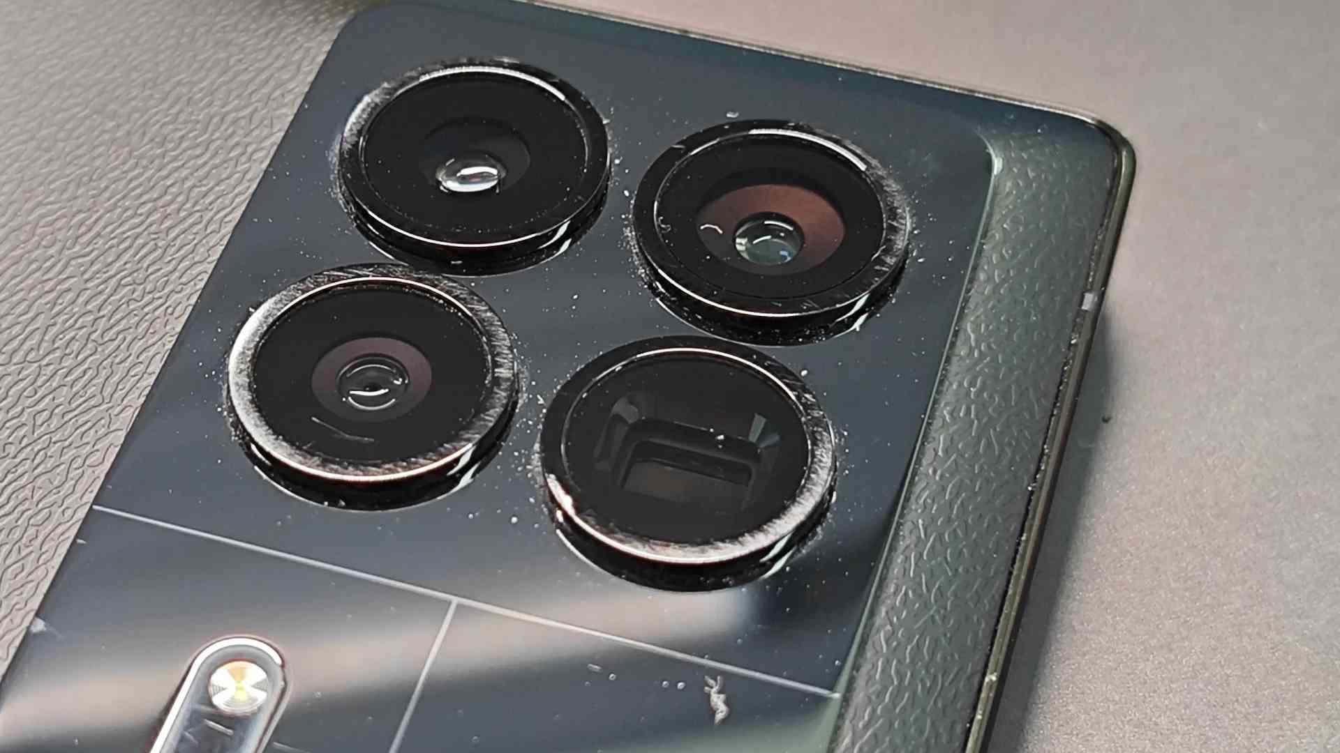 Xiaomi Mix Fold3 Bare Condition After One Year of Usage: Detailed Review