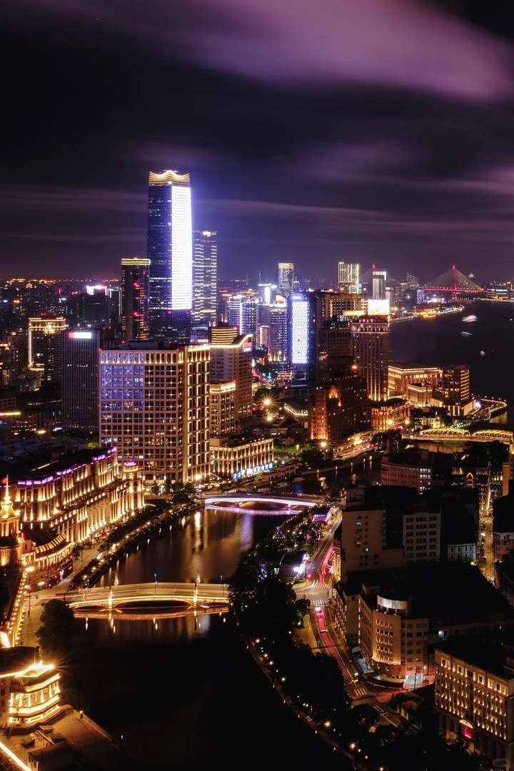 Fujifilm X-E5 Night Photography: Stunning Shanghai Nightscape Image Quality