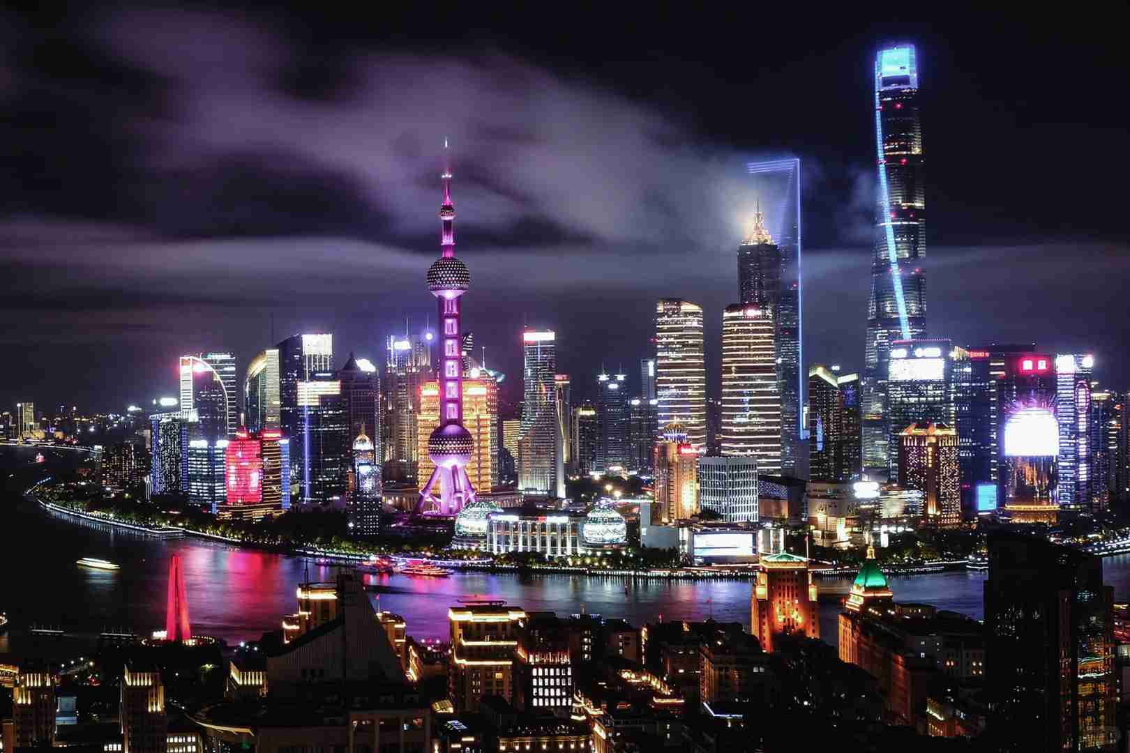 Fujifilm X-E5 Night Photography: Stunning Shanghai Nightscape Image Quality