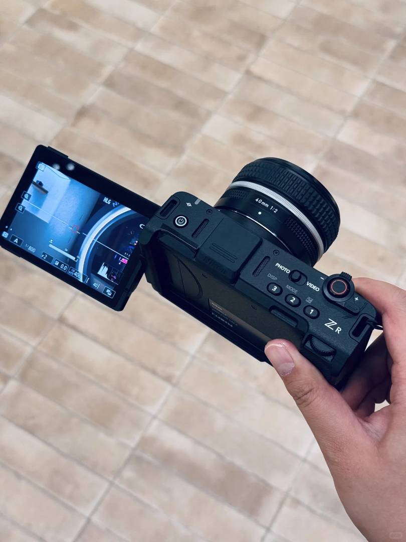 Is the Nikon ZR Good for Everyday Photography? Pros, Cons & Real-World Use