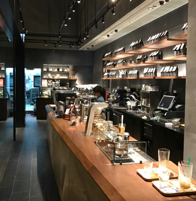 Personal Technology: Choosing Black or Gold